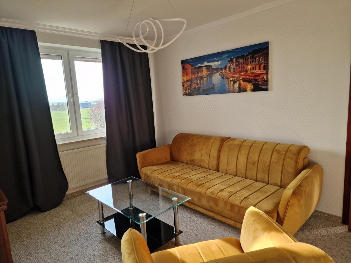 Hotel Podroznik Koszuty Экстерьер фото