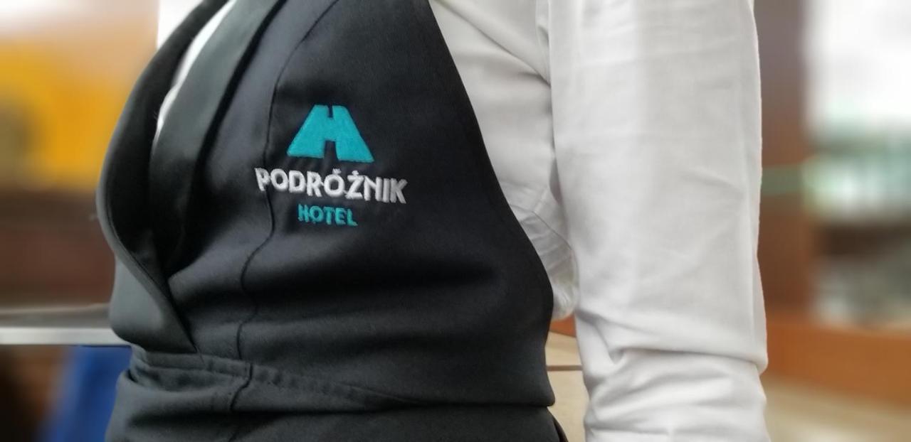 Hotel Podroznik Koszuty Экстерьер фото
