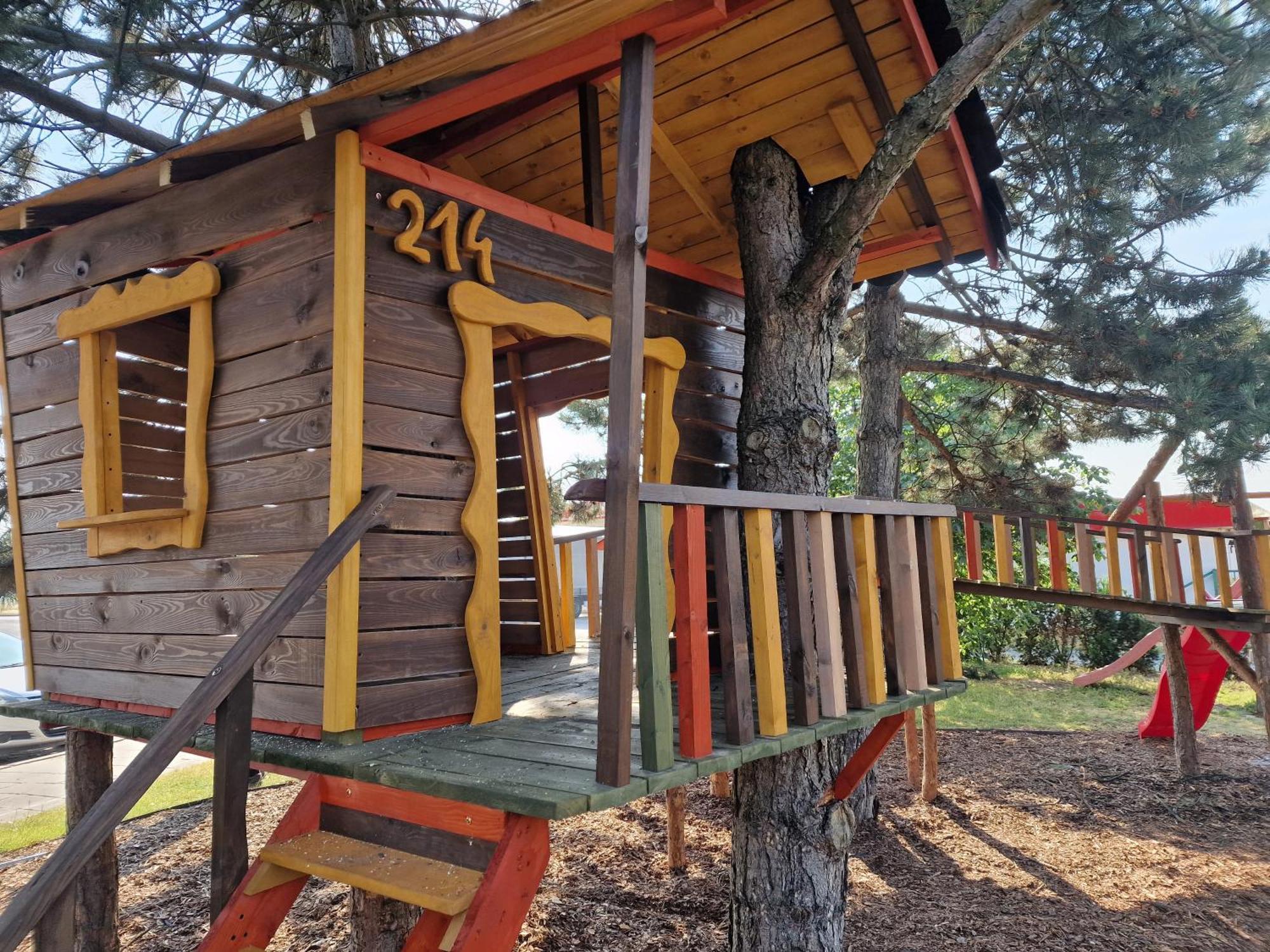 Hotel Podroznik Koszuty Экстерьер фото